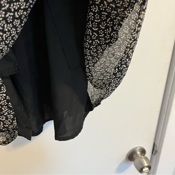 Madewell Black White Mini Dress Sophia Cami Tiered Mini Dress in Micro Daisy 2 - Picture 5 of 11